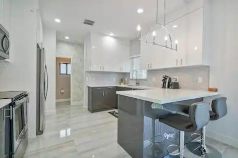 פורט לודרדייל New Townhome Near Wilton/Las Olas/Beach מראה חיצוני תמונה